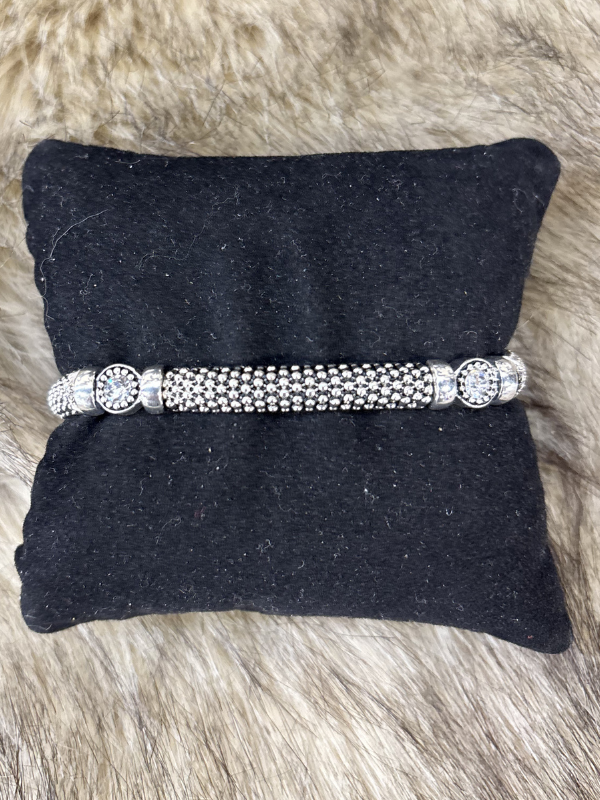 Dotted with Clear Circle Stones Stretch Bracelet
