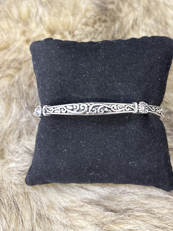 Long Pieces Single Stone Stretch Bracelet