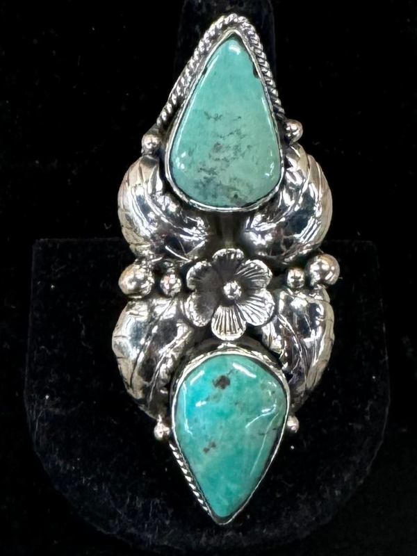 White Brass Kingman Turquoise 2 Stone With 2 Teardrop Stones With Flower Detail Ring Green