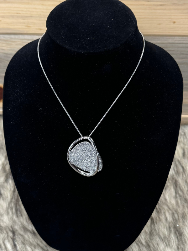 Silver Sparkle With Silver Detail Necklace