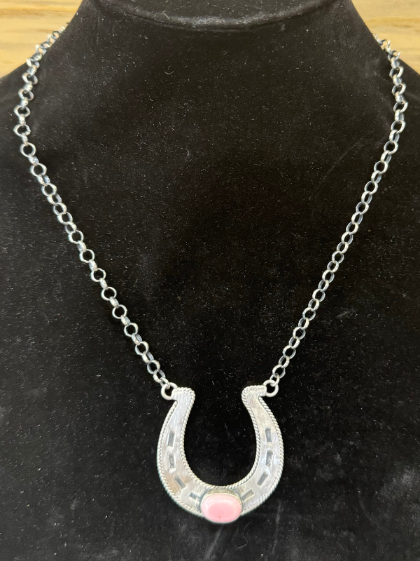 Sterling Silver Pink Conch Large Horseshoe Necklace