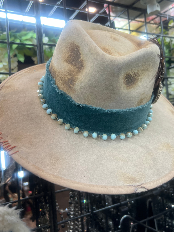 White Heart Fedora By Rodeo Ready