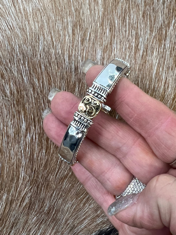 Beaded Ring, Gold Scrolling, Smooth Silver Stretch Bracelet