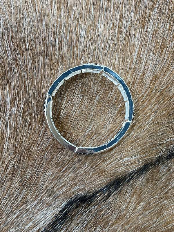 Silver Hammered Diamond Stretch Bracelet