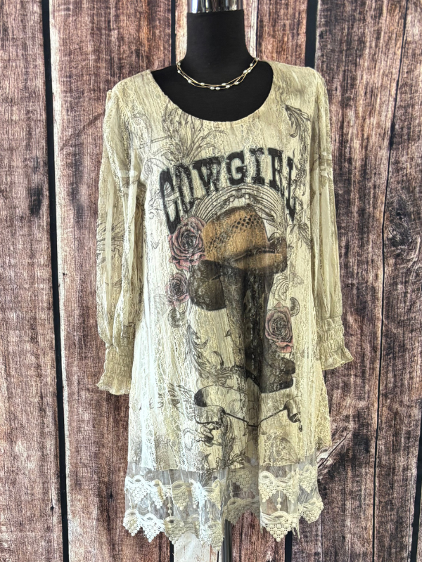 Origami Graceful Long Sleeve Lace Tunic Top With Embroidery Hem