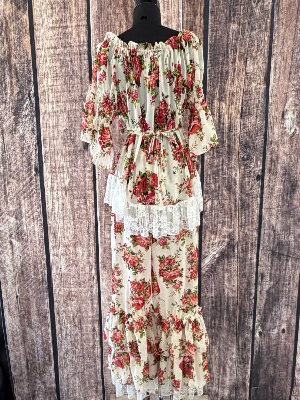 Rose Shirt by Marrika Nakk