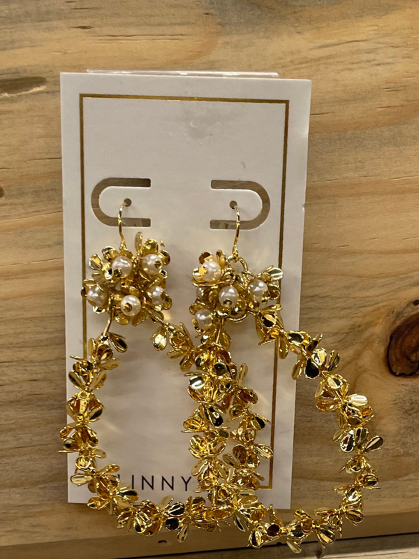 Earring by Linny Co