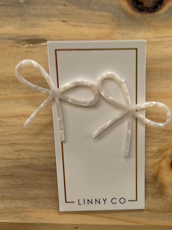 Bow Earrings by Linny Co