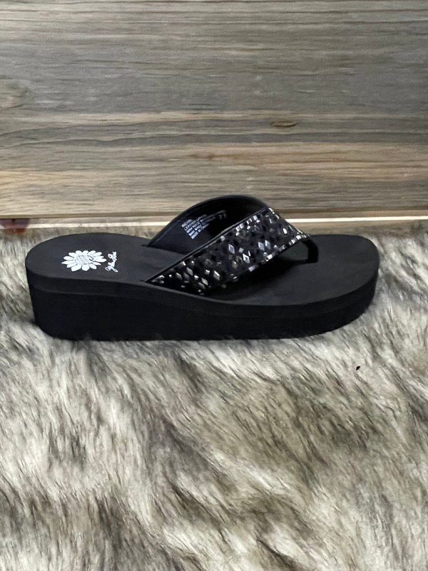 Yellowbox Richael Black Flip Flop