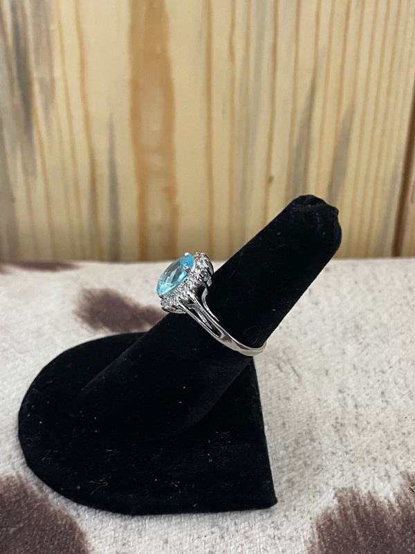 Light Blue Flower Ring