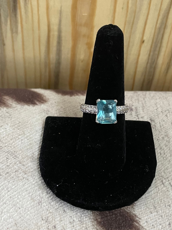 Large Rectangular Light Blue Ring – Denims & Diamonds Boutique